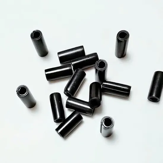 Perno diritto elastico con perno elastico a fessura zincato in acciaio al carbonio DIN1481